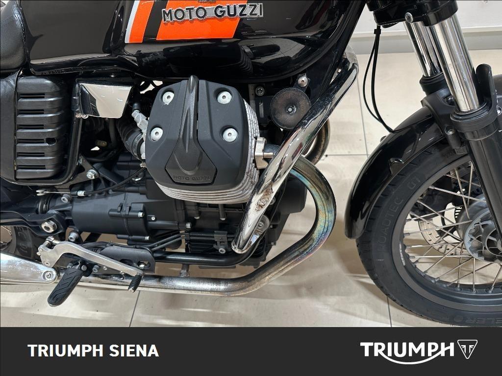 MOTO GUZZI V7 II 750 Special Abs