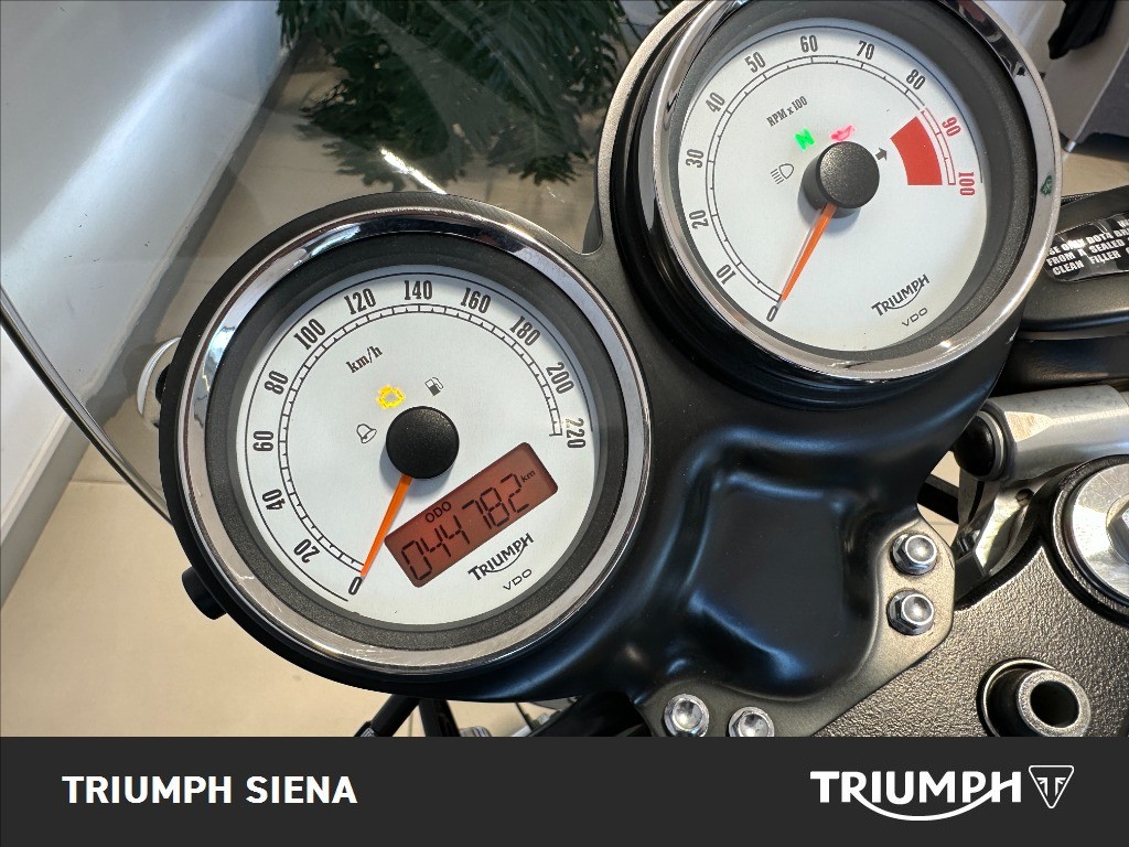TRIUMPH Thruxton 865 