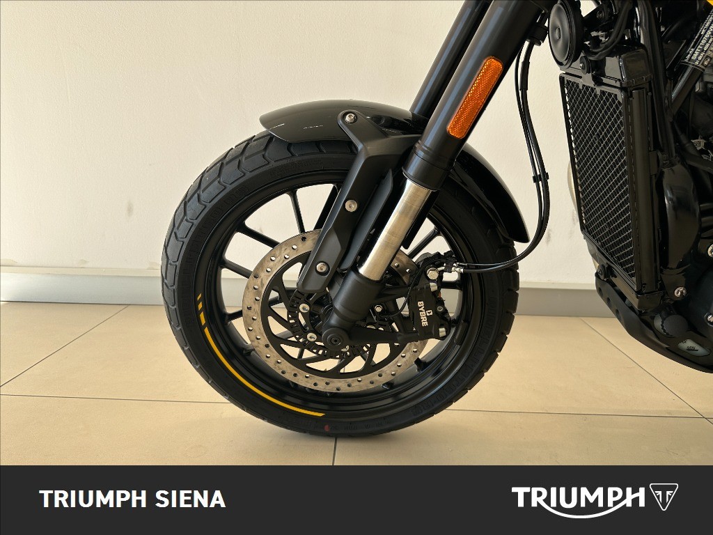 TRIUMPH Thruxton 400 Metallic Racing Yellow / Aluminium Silver Abs