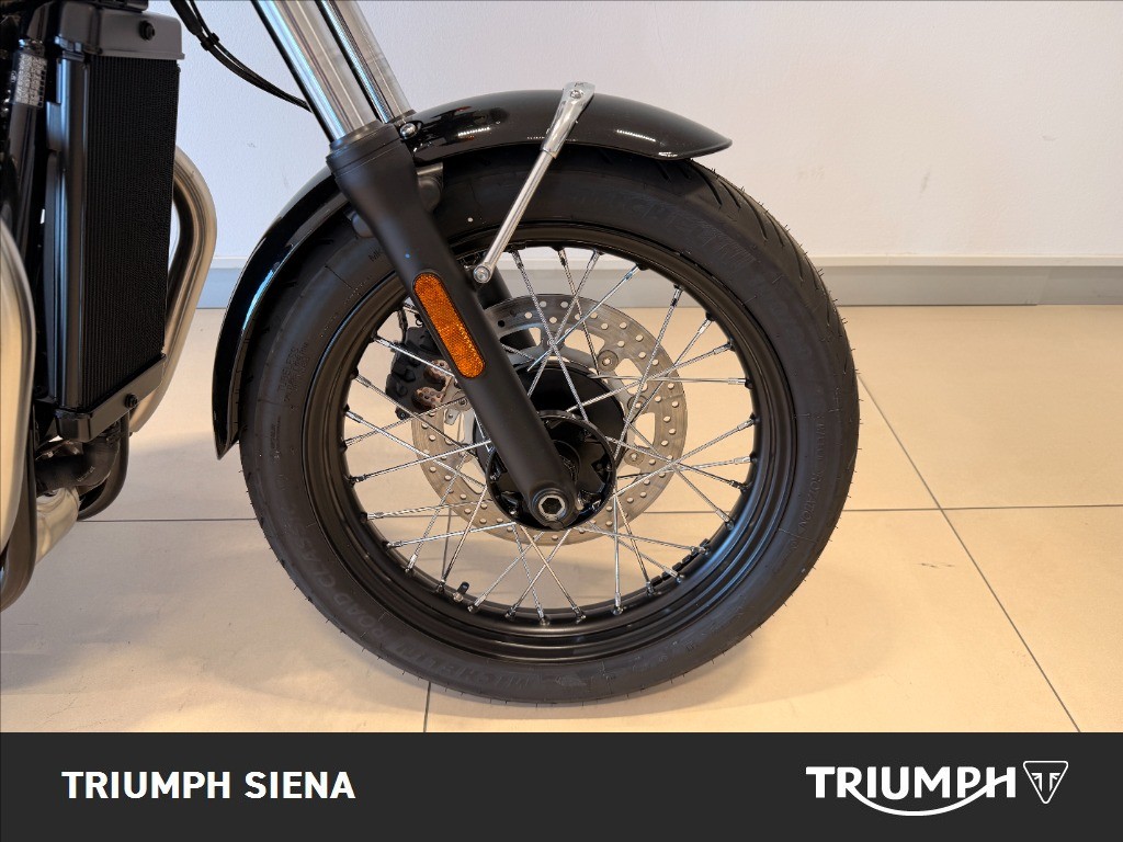 TRIUMPH Bonneville 900 T100 