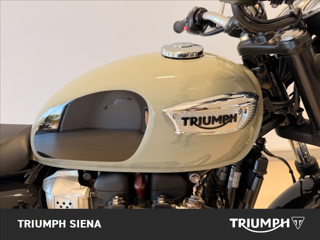 TRIUMPH Bonneville 900 T100 