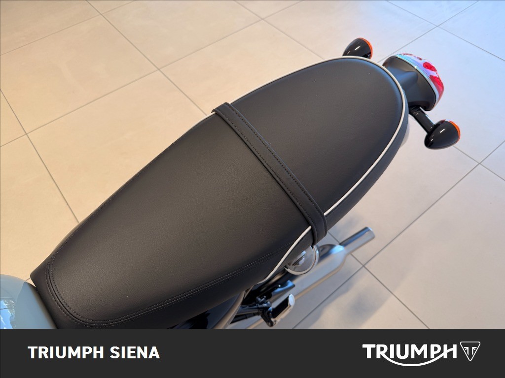 TRIUMPH Bonneville 900 T100 