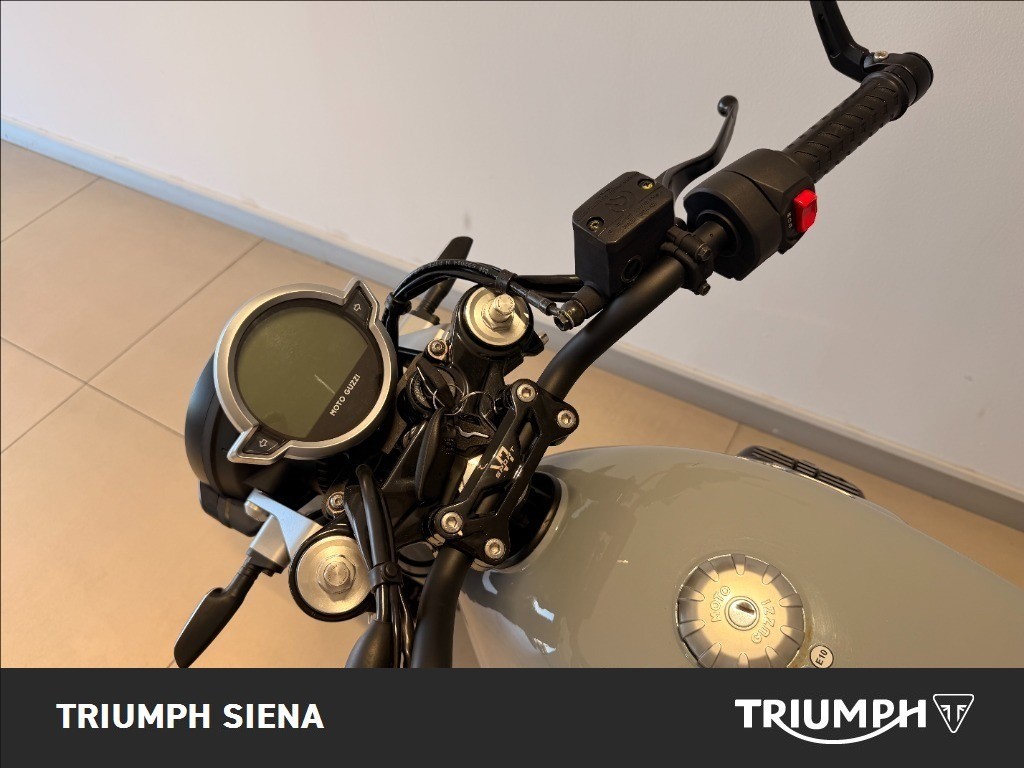 MOTO GUZZI V7 850 Sport Abs