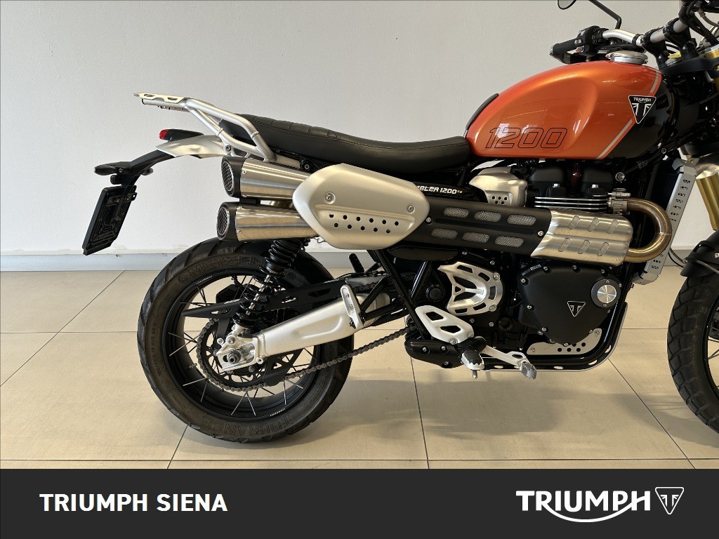 TRIUMPH Scrambler 1200 XE Baja Orange/Phantom Black Abs