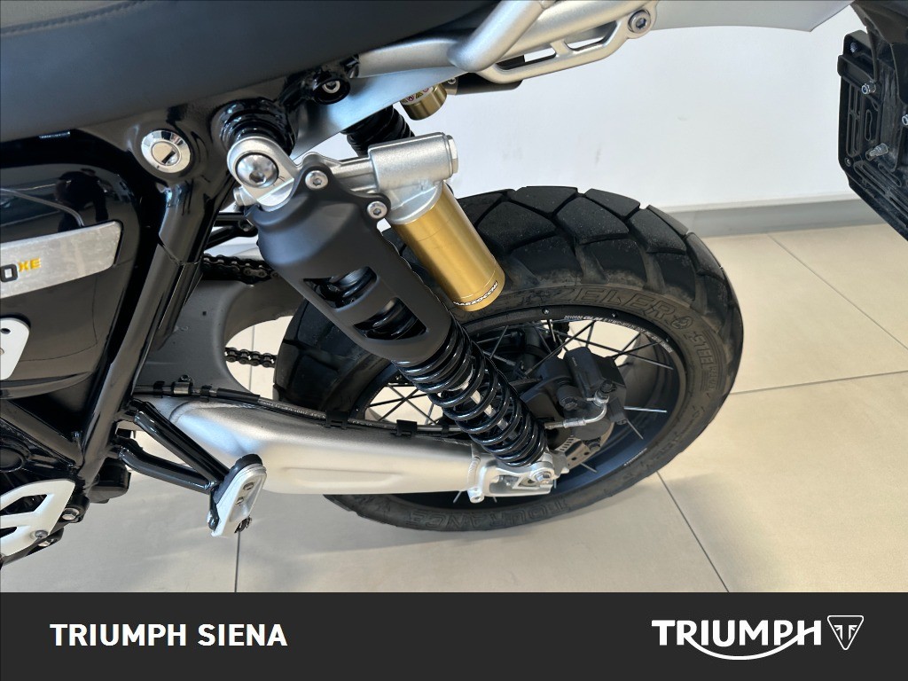 TRIUMPH Scrambler 1200 XE Baja Orange/Phantom Black Abs