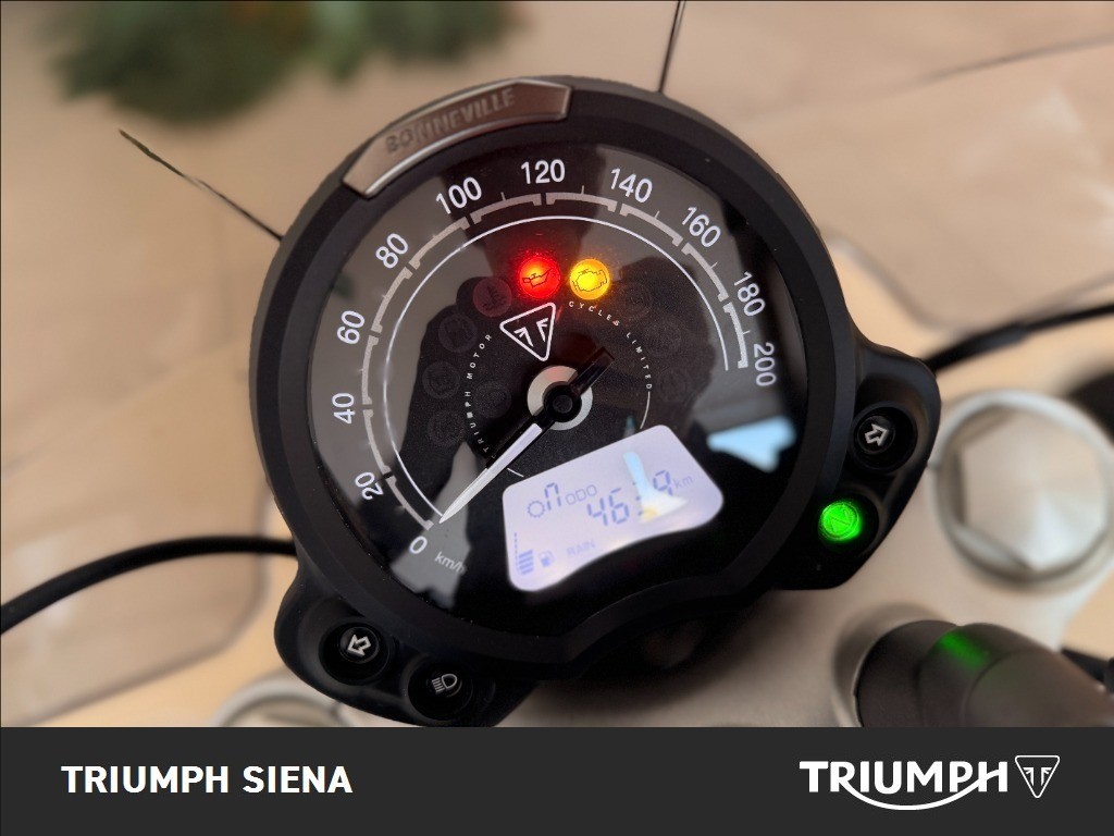 TRIUMPH Bonneville 1200 Speedmaster Chrome Edition E5