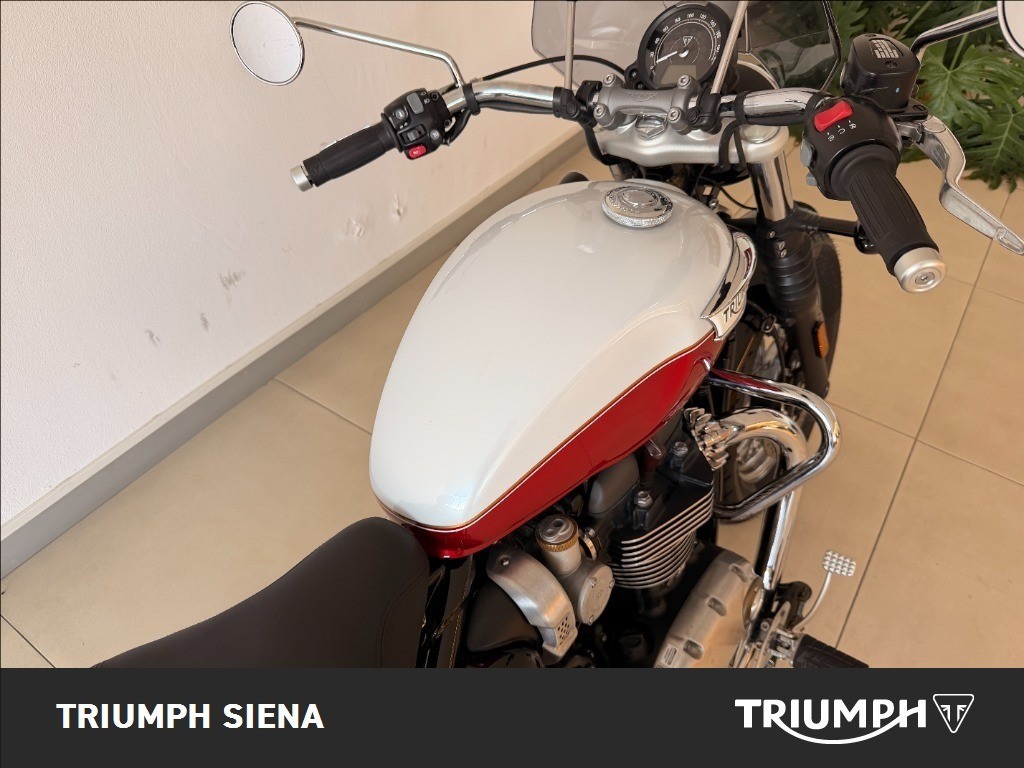 TRIUMPH Bonneville 1200 Speedmaster Chrome Edition E5